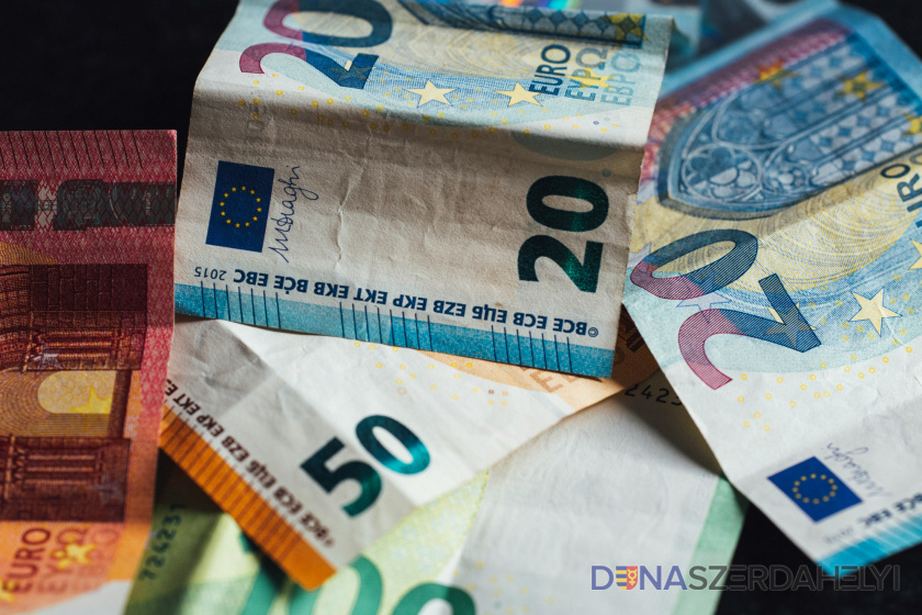 Foto: unsplash.com Živnostníci budú v tomto roku platiť vyššie odvody