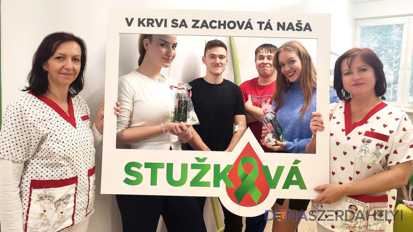 Fadebook:Transfúzka DunajskáStreda - Véradó állomás Dunaszerdahely Pred maturitami, po darovaní krvi