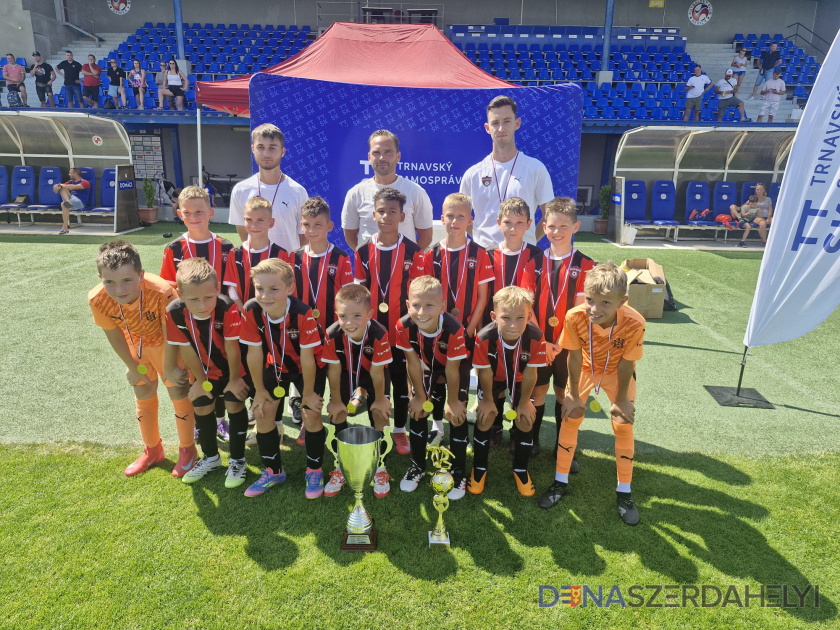 Foto: TTSK V Senici sa uskutočnil piaty ročník futbalového turnaja o Pohár župana TTSK