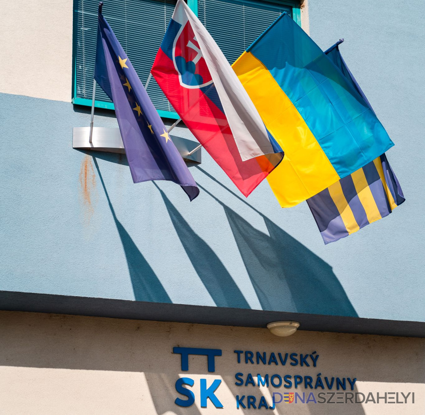 Foto: trnava-vuc.sk Trnavská župa si osvetlením divadla v Trnave pripomenie Deň nezávislosti Ukrajiny