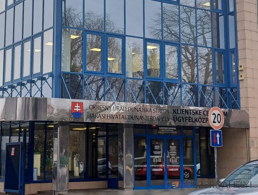 V Dunajskej strede v pondelok otvorí brány nové klientske centrum