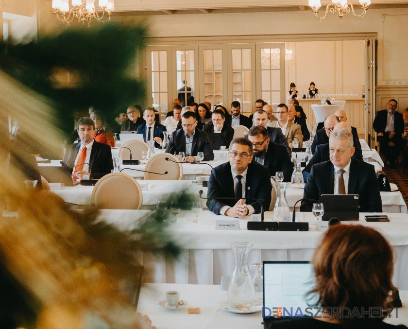 TTSK: Kraj bude pokračovať v rozvoji sociálnych služieb, inovácií aj dopravy. Poslanci odmietli veterné parky proti vôli obyvateľov