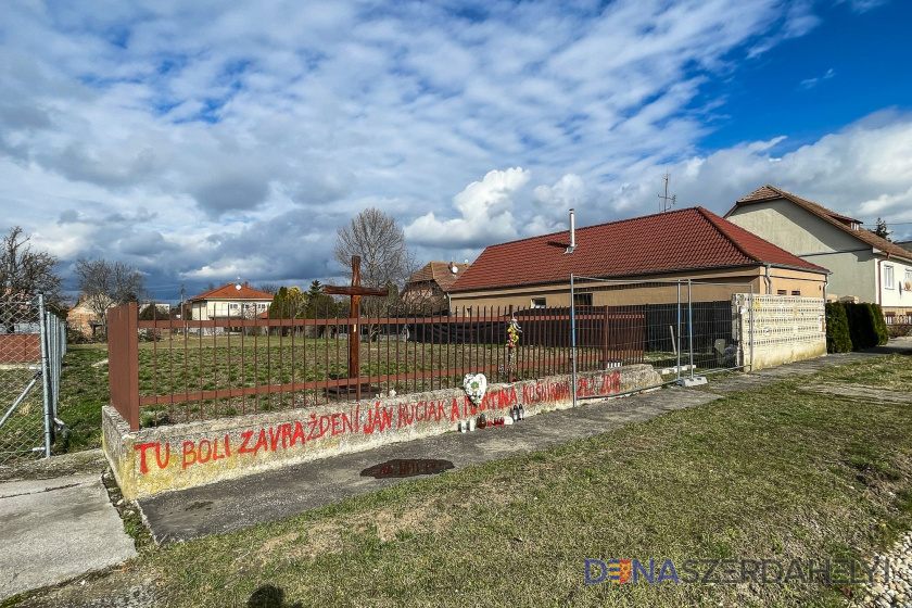 TTSK Vo Veľkej Mači sa začne s výstavbou Pamätníka slobody slova, kraj podpísal zmluvu so zhotoviteľom