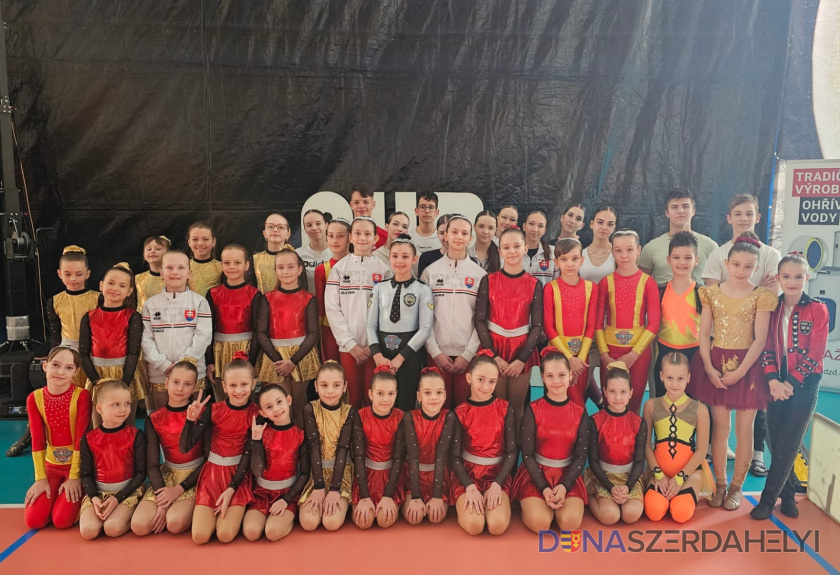 Foto: Klub akrobatického rokenrolu Športujsnami Kompletná medailová zbierka na medzinárodnej súťaži "Dražice Cup 25" pre Športujsnami