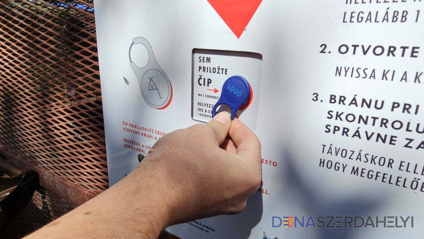 Nagy Attila felvételei Elektromos zár a kukaketrecen – elindult a rózsaligeti „pilot projekt”