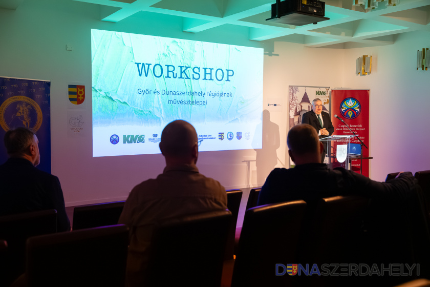 Kultúrna spolupráca posúvajú región dopredu (Foto Vince Rózsár) Predstavili sa umelecké tábory regiónu Győr - Dunajská Streda