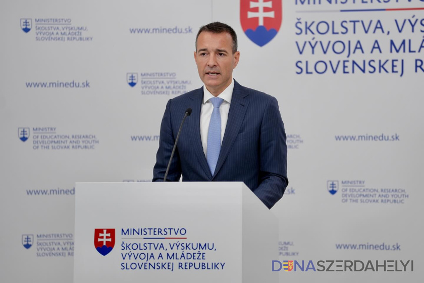 Foto: Ministerstvo školstva, výskumu, vývoja a mládeže SR/FB Školy začnú od roku 2026 vyučovať o umelej inteligencii