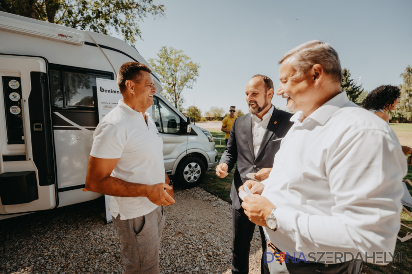 Trnavská župa podporila rozvoj cestovného ruchu v Matúšovej zemi novými karavanovými státiami