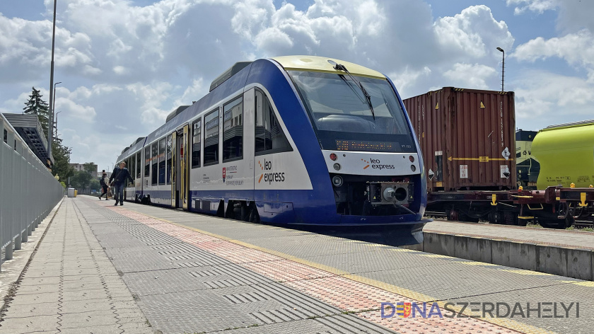 Záujem o cestovanie na železničnej trati Komárno–Bratislava rastie