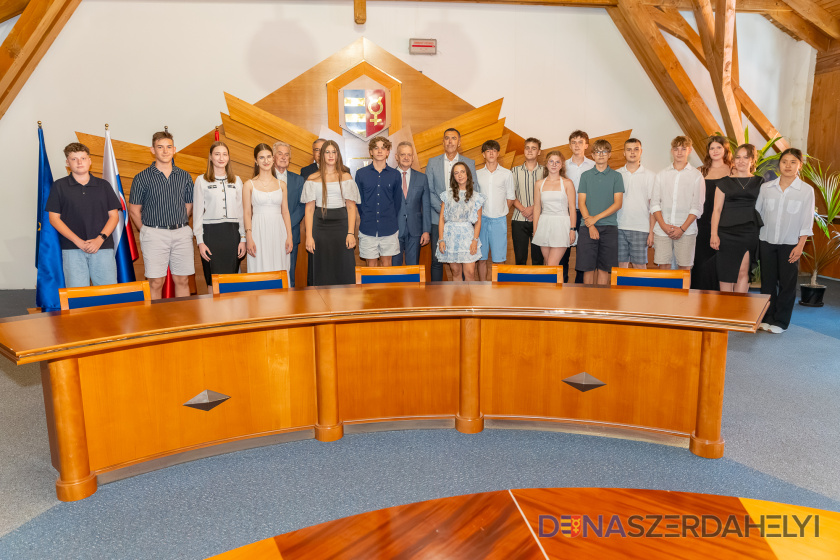 Vedenie mesta vyjadrilo uznanie žiakom s mimoriadnymi výsledkami