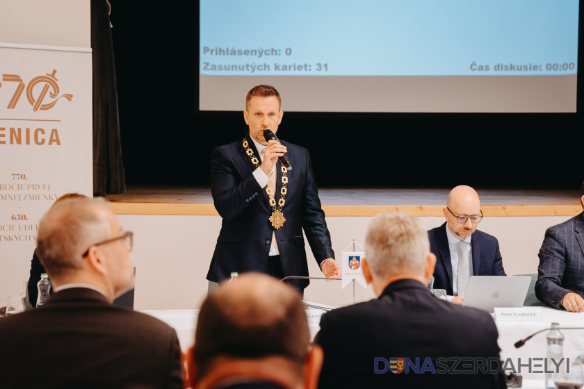 Župa investovala do rozvoja senického okresu viac ako 33 miliónov eur. Prioritou budú aj naďalej regionálne cesty, stredné školy či sociálne služby