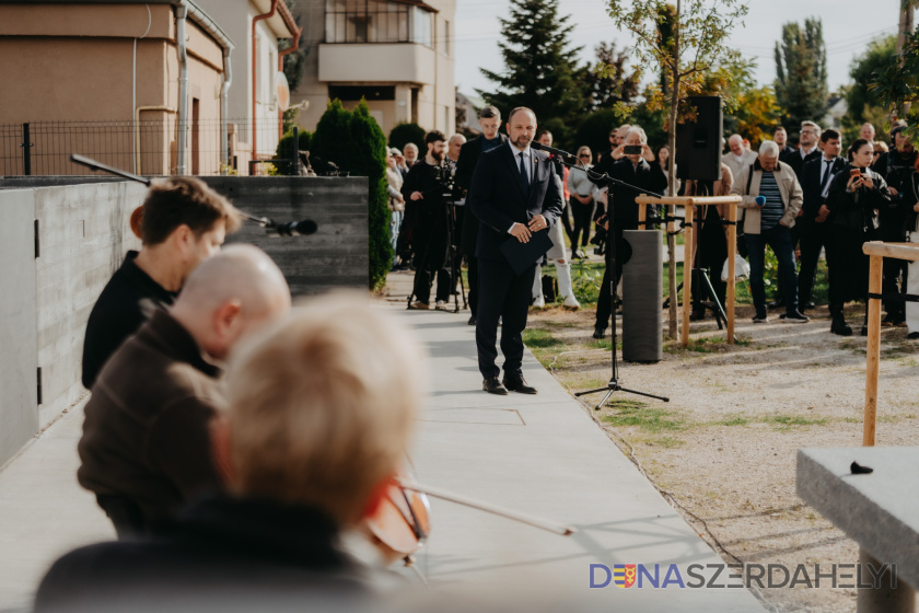 Foto: TTSK Miesto tragédie sa stalo miestom pamäti. Vo Veľkej Mači otvorili Pamätník slobod