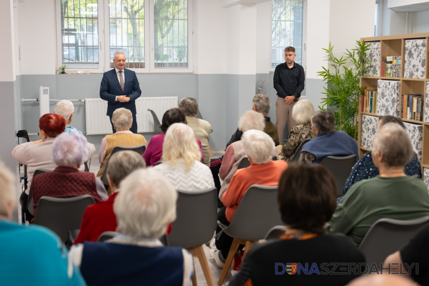 Mesto si uctilo obyvateľov zariadení pre seniorov