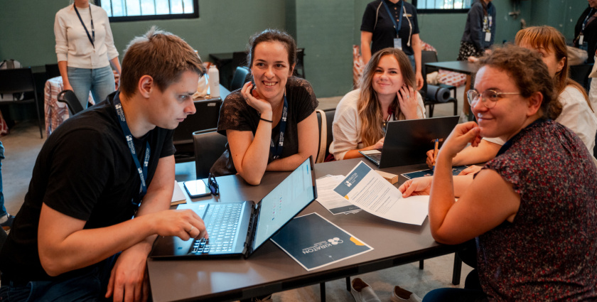  Trnavský kraj ako domov pre talent: Registrácia na štvrtý Župný hackathon je spustená