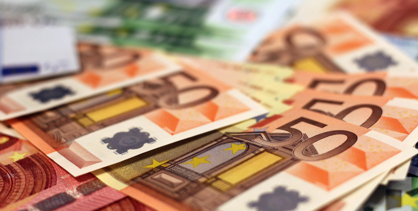 Minimálna mzda sa opäť zvýši, na budúci rok sa priblíži k hranici 1000 eur