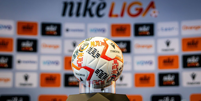 Od novej sezóny bude mať Niké liga vlastnú loptu od Macronu