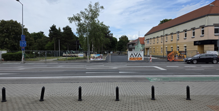 Dobrá správa pre vodičov v Dunajskej Strede: prvá etapa rekonštrukcie Námestia sv. Štefana je ukončená