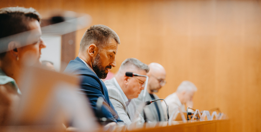 Nové cyklotrasy, obnovené cesty a pomoc pre lekárov. Župa schválila ďalšie užitočné kroky