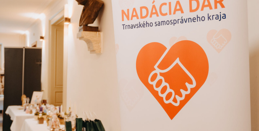 Pomoc, ktorá mení životy: Nadácia DAR pomohla v roku 2025 ďalším ľuďom a rodinám