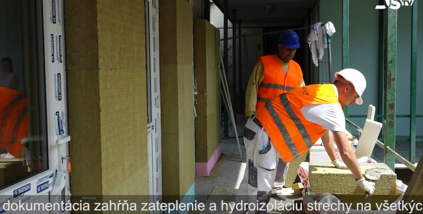 Embedded thumbnail for Začala sa obnova budovy materskej školy na Rybnom trhu