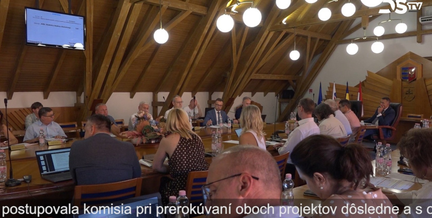 Embedded thumbnail for Zmena rozpočtu a protest proti veterným elektrárňam – zasadalo mestské zastupiteľstvo